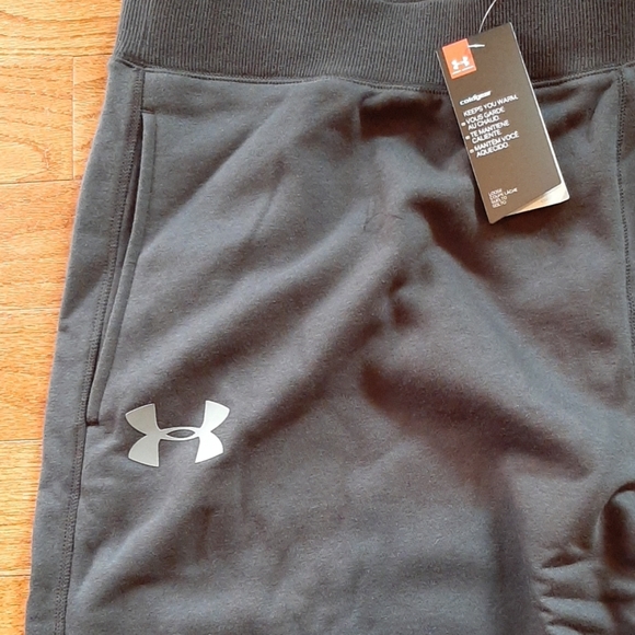 Under Armour Other - 🆕️ 4X Under Armour Loose fit